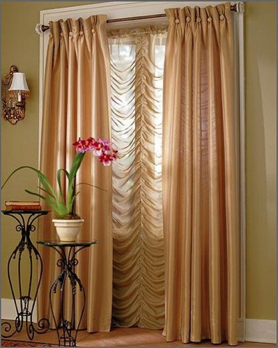 Curtain