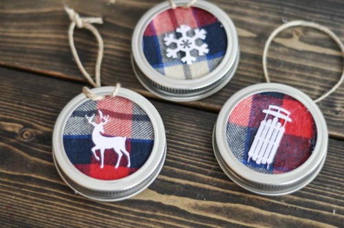 Mason Jar Lid Christmas Ornaments