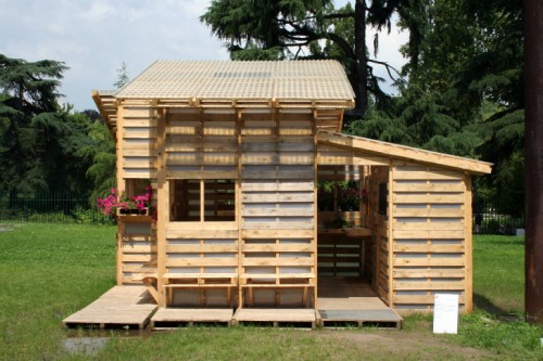 Pallet Architecture and Its Use in the Modern World