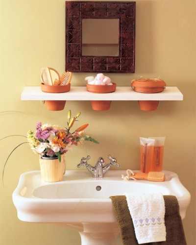 Small storage for bathrooms
