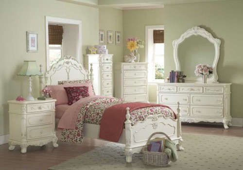 Vintage bedroom furniture