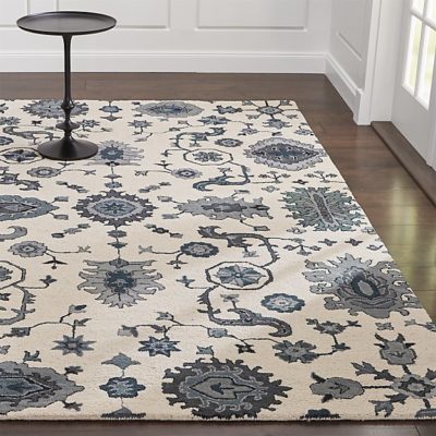 Patterned woolen rug